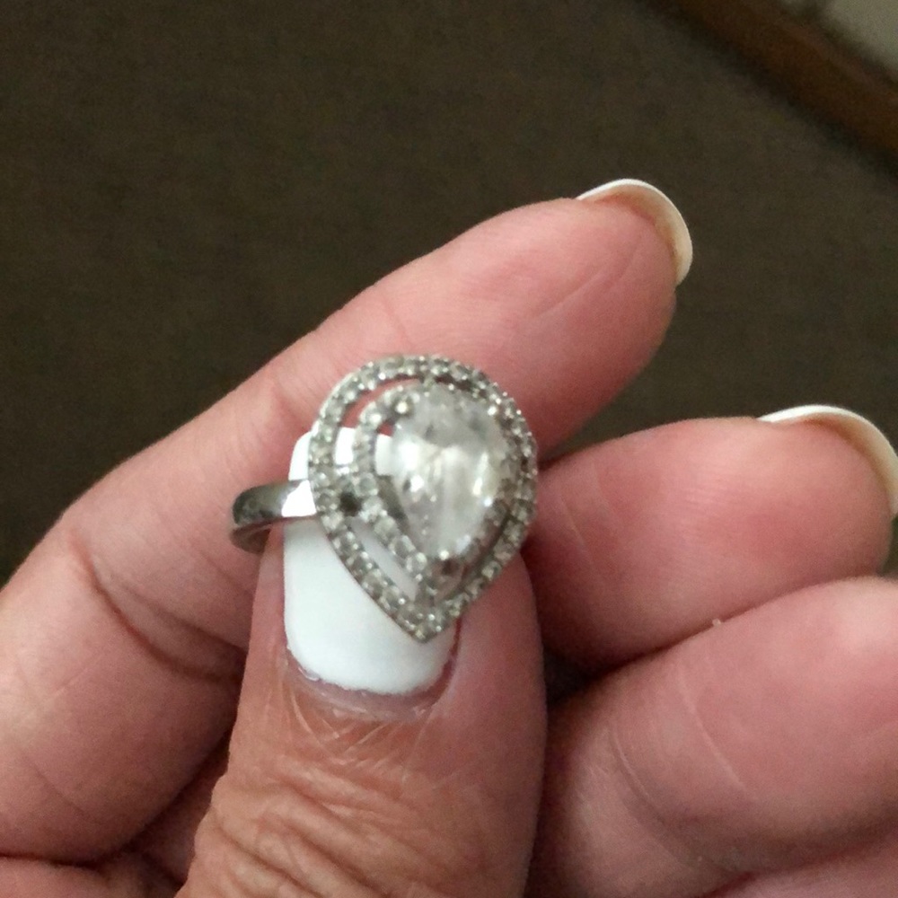Elegant ring ❤️
